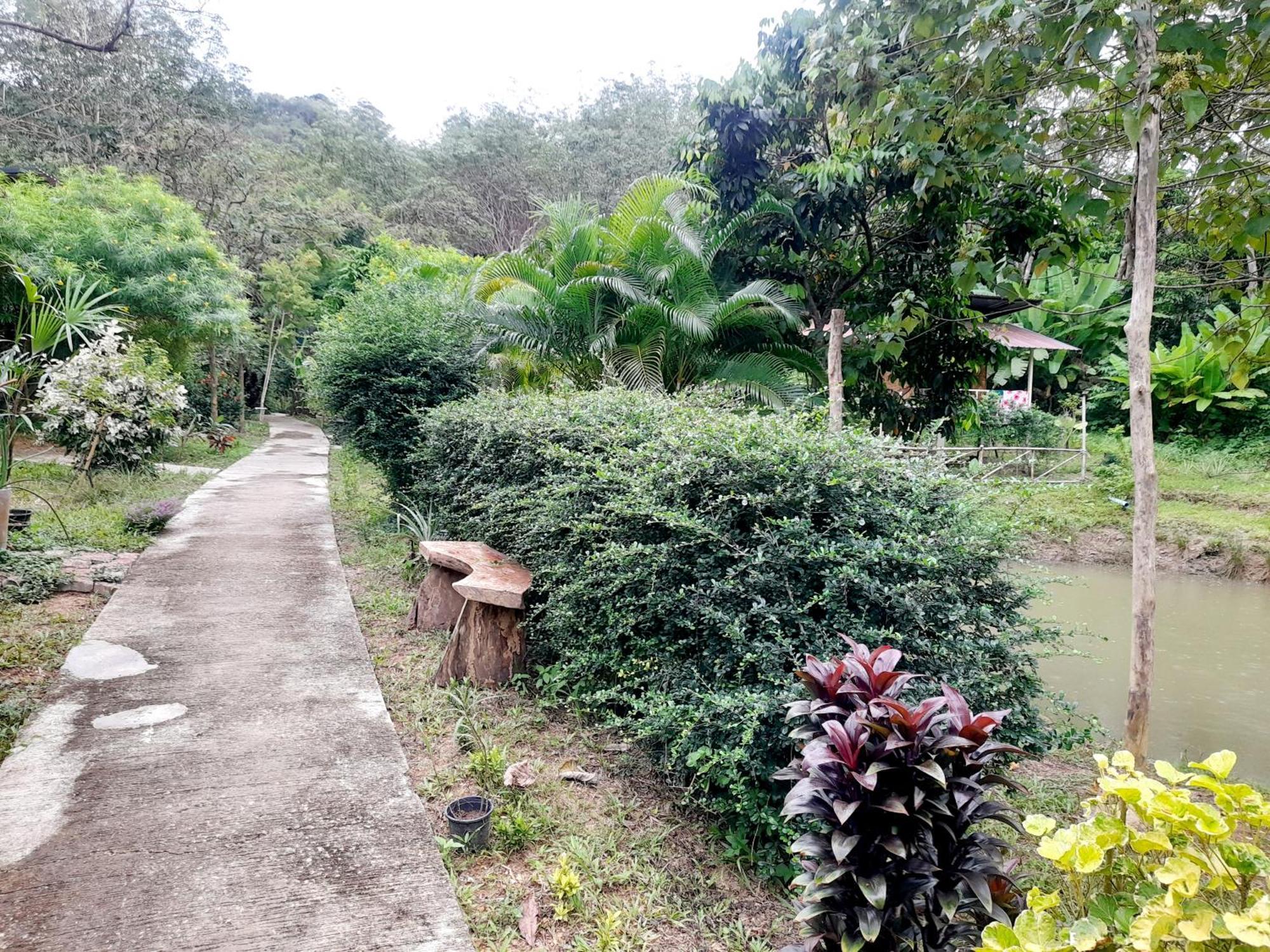 Koh Mook Bamboo Bungalows 外观 照片